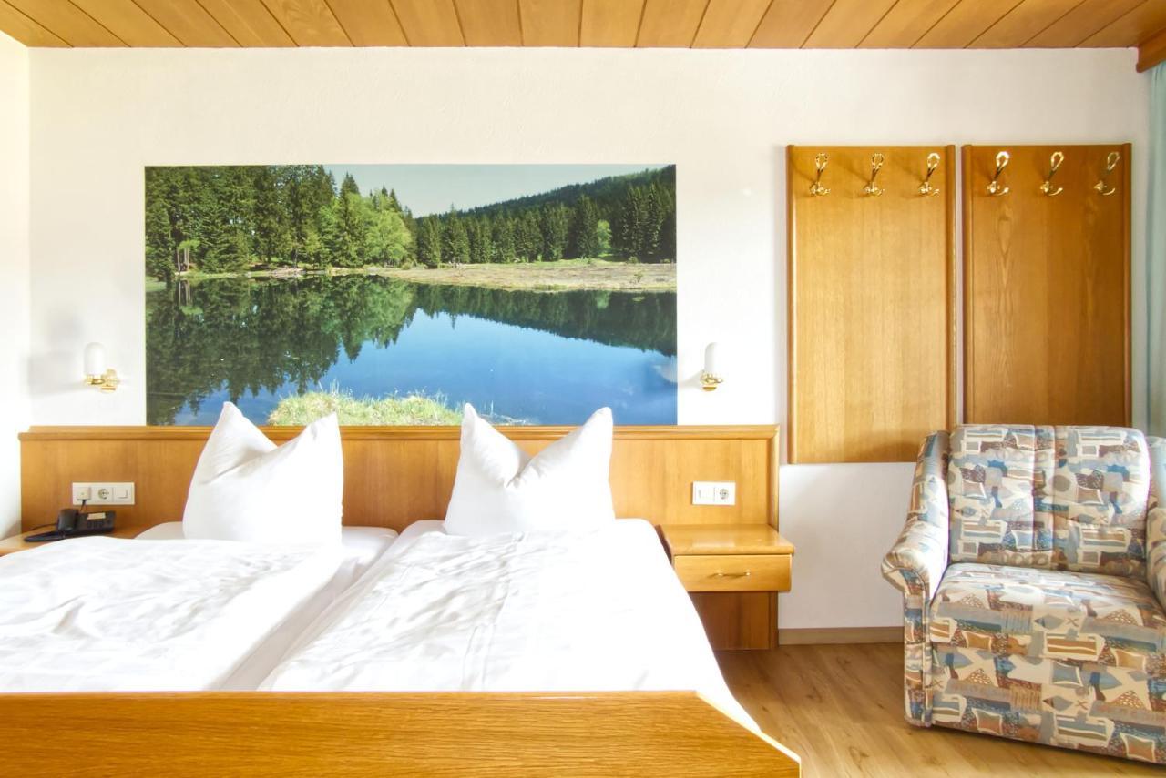 Garnihotel Zur Linde - Bayerischer Wald - Aktivcard Mit 154 Kostenfreien Leistungen - Kostenloser Parkplatz Lohberg Dış mekan fotoğraf