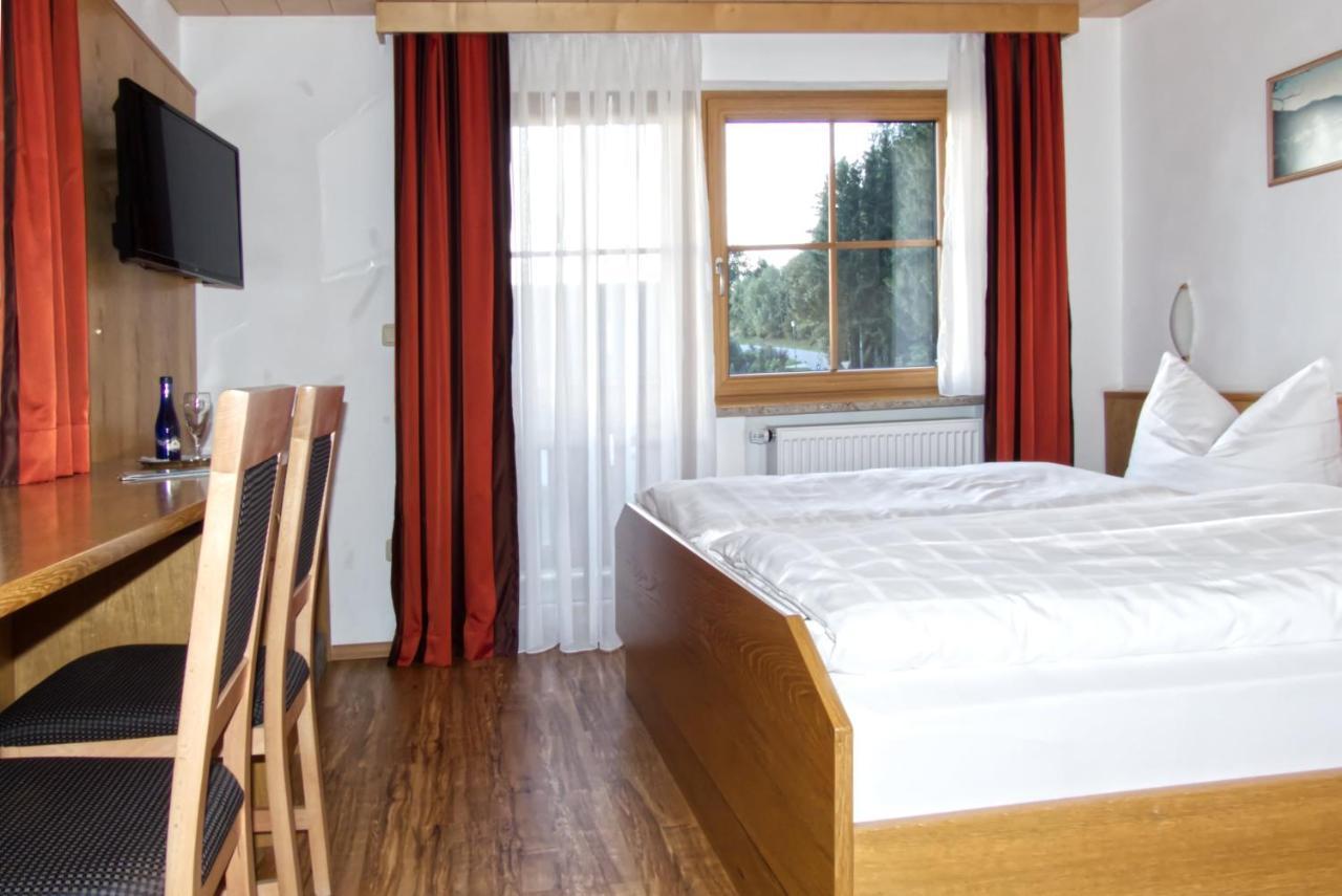 Garnihotel Zur Linde - Bayerischer Wald - Aktivcard Mit 154 Kostenfreien Leistungen - Kostenloser Parkplatz Lohberg Dış mekan fotoğraf
